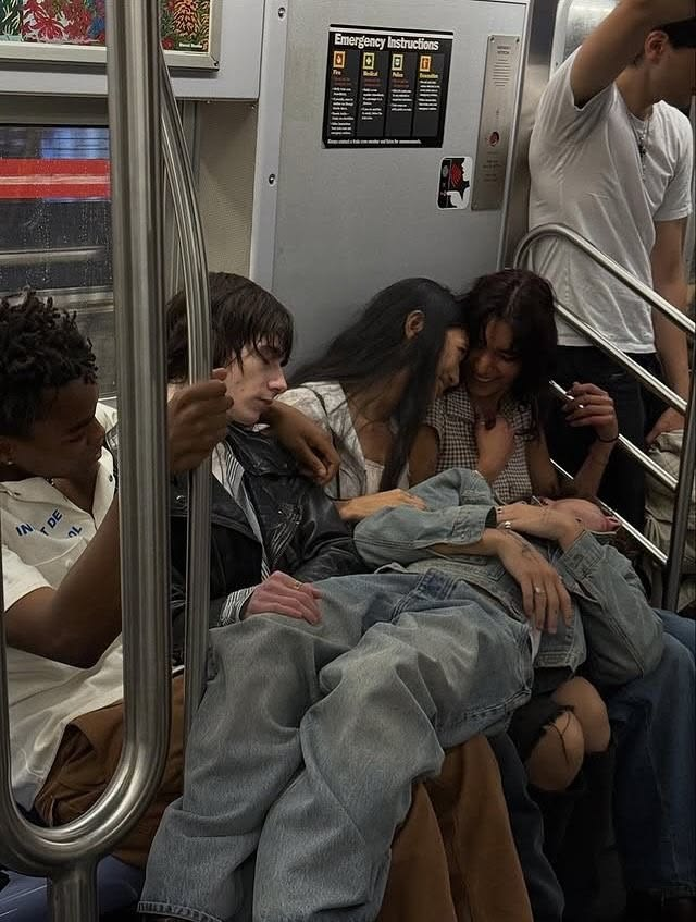 meg ⭐ is super soaked tweet media