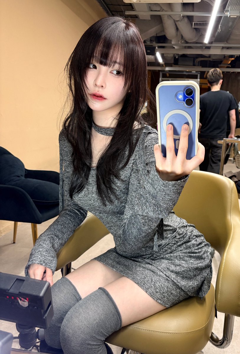 脳て tweet media