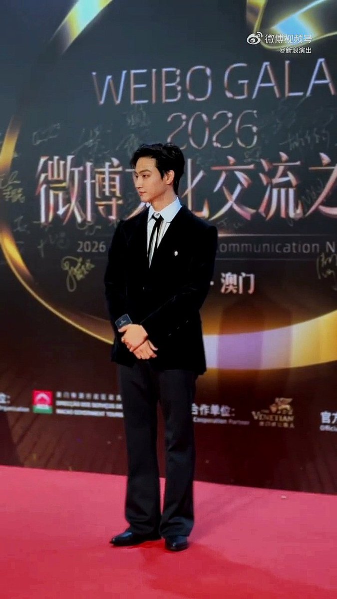 Juniidef˙˙💙🌴😪 tweet media