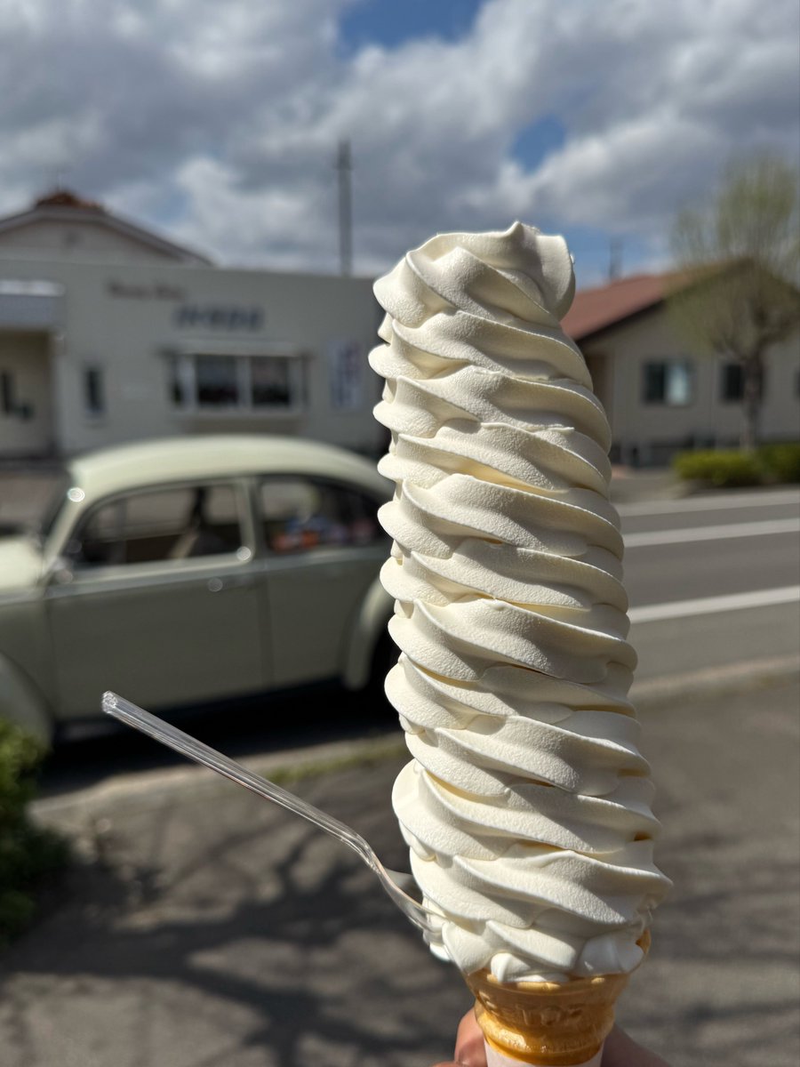 ʙ ᴜ ʀ ᴏ ʜ tweet media