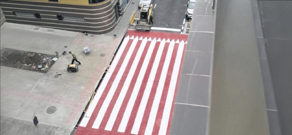 ANDYLIONHEART's tweet photo. @granadillaabona
@tenerifeplustv
Aquí vemos las utilidades extra del paso de peatones del Médano, (Tenerife Sur), el ayuntamiento de Granadilla de abona, demostrando la pluralidad de sus infraestructuras. ;) https://t.co/JzhL5bi3JV