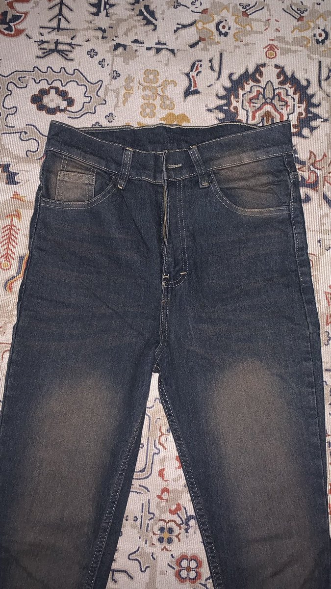 urmwood's tweet photo. wts cutbray jeans sz 27 
lp 76 
lpaha 48
panjang 101
55k
https://t.co/jV8KSVoBpe https://t.co/l5rpw5Zax1
