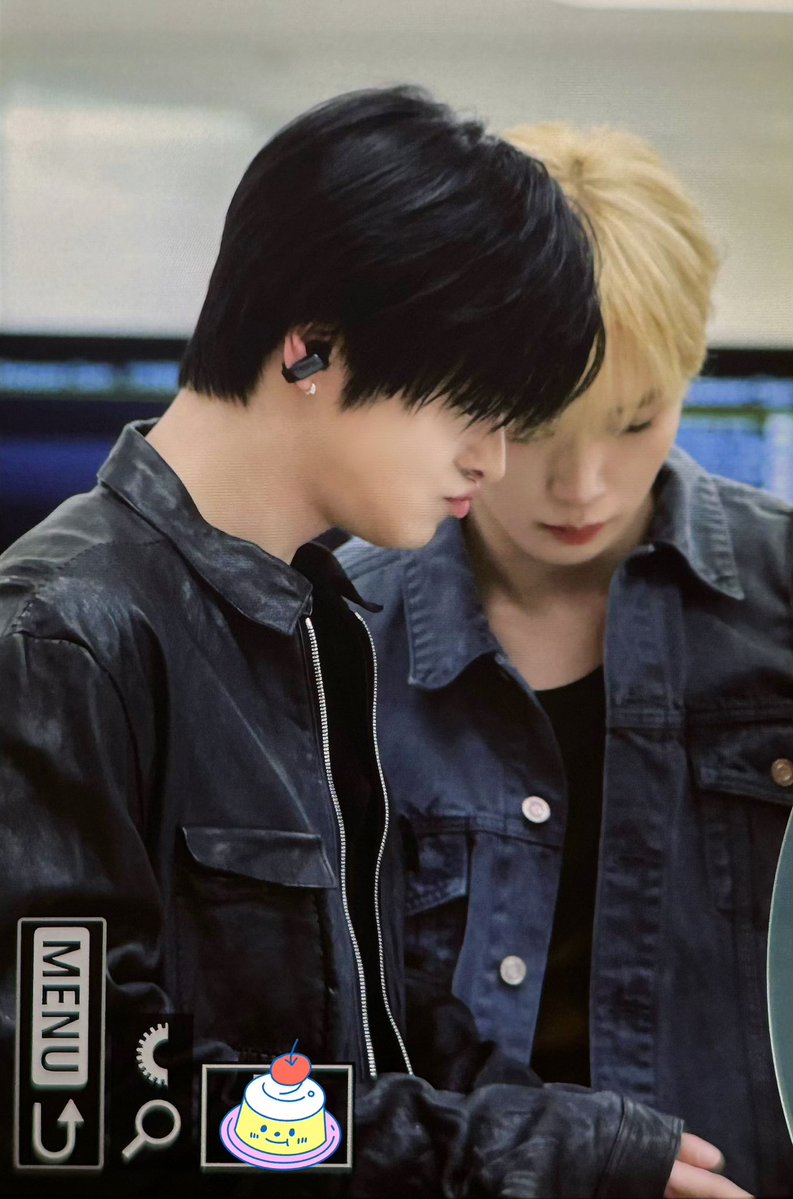 2leo02's tweet image. 260411 돼병🐣🐤
#리오 #LEO #이리오 #LEELEO #リオ #ALPHADRIVEONE #ALD1 #알파드라이브원