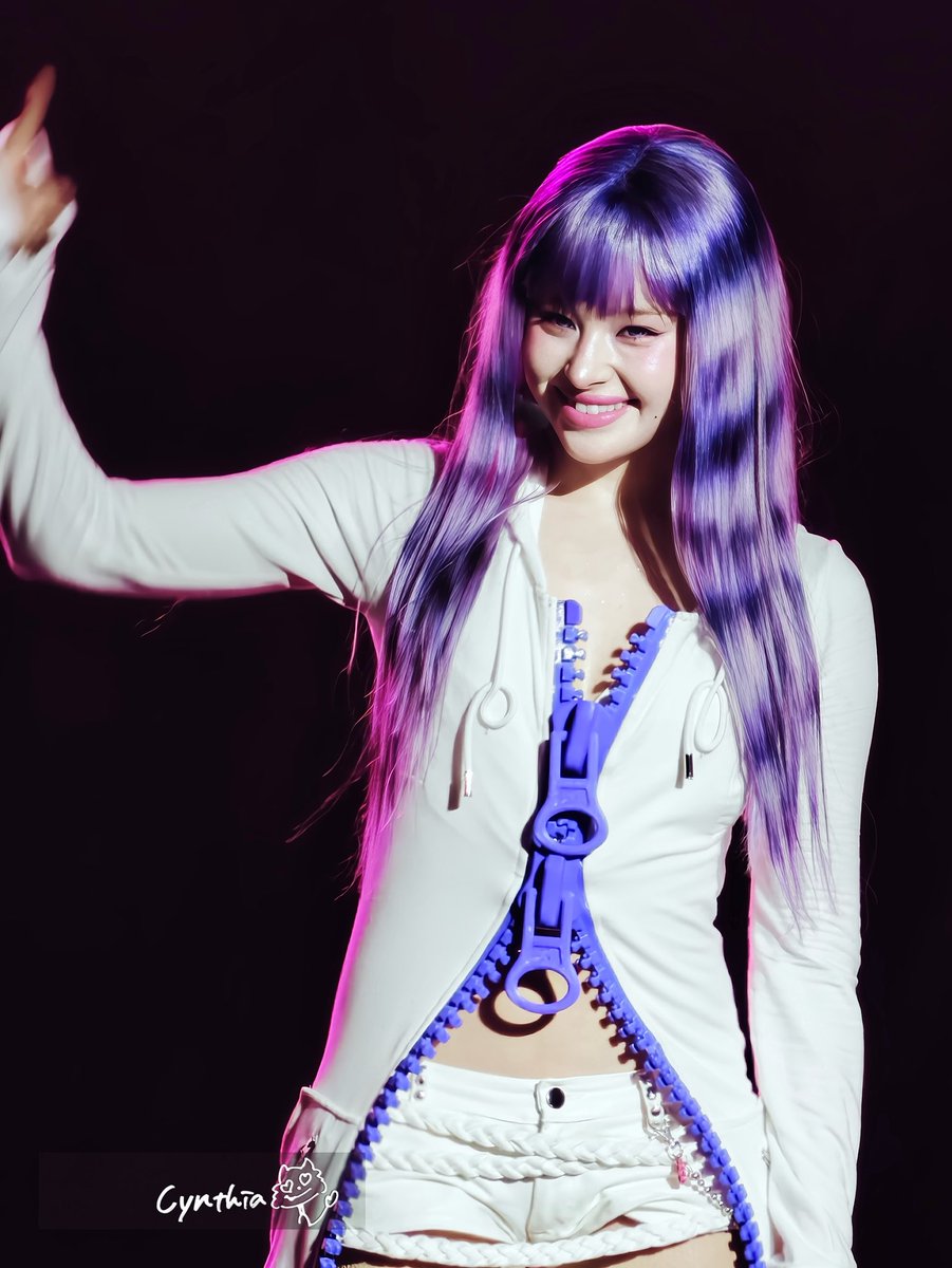 Cynthia🦄 tweet media