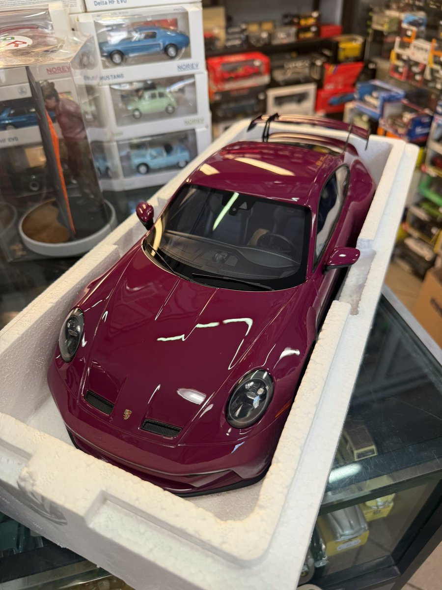 cars_tiny's tweet image. Porsche 1:12 ne abbiamo? #tinycars #porsche #scala112 #diecast #model
