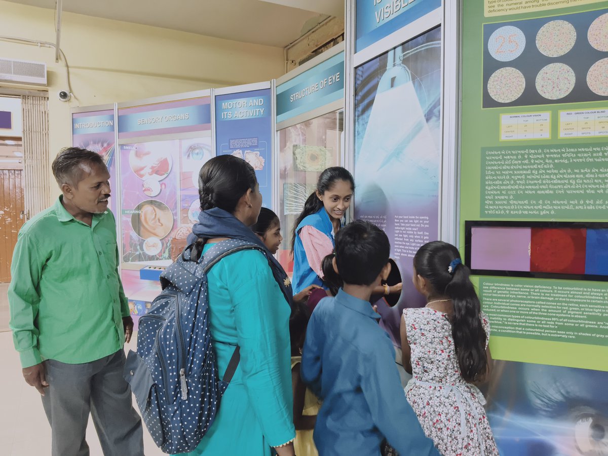 DSCDharampur's tweet image. An inspiring day at @DSCDharampur  a unit of @ncsmgoi @MinOfCultureGoI , where visitors explored interactive galleries where children not only enjoyed but also learned new scientific concepts through observation and participation.

#STEM #Learning #Kids #Explore