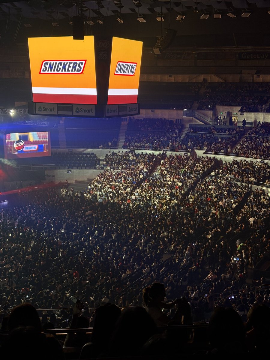 ellie 🪿 tweet media