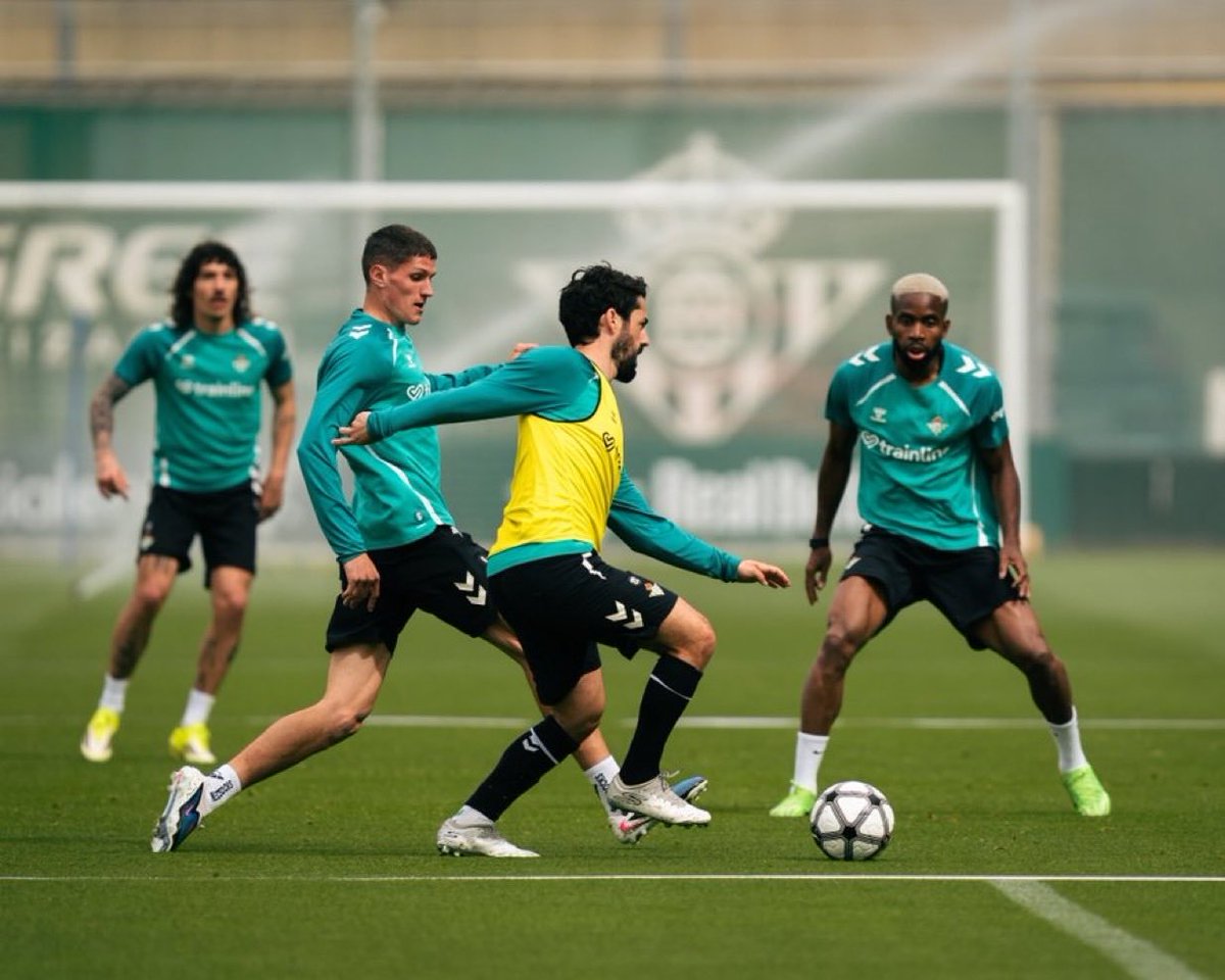 Daniel Saldaña tweet media