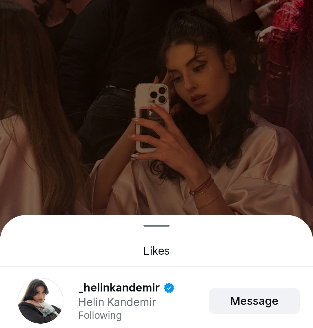 𝐹𝑎𝑦.⋆ tweet media