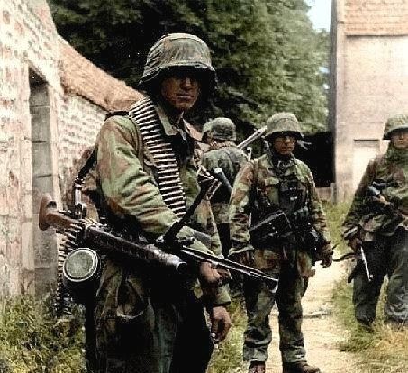 Buenas tardes
Good afternoon
#Maschinengewehr