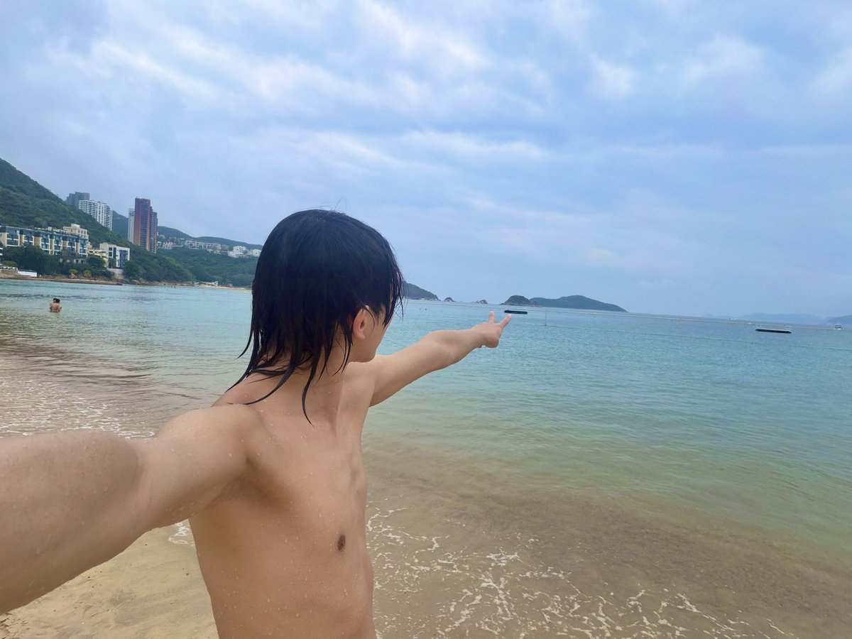 SenRabi_Yuuki's tweet photo. 香港2回目振り返り🇭🇰

観光とか蘭桂坊で飲むくらいがちょーどよく
生活目線ではどこも人と排気ガスと騒音、、特にモンスター㍇付近

すごい環境で住んでる人もいるもんだなと住まいは選べると思うからこそ考えさせられた🤔

そして日本人？って舐められはじめて��スオーナーにぼられた経験を買った🇭🇰w https://t.co/7s8LWQ6FSC
