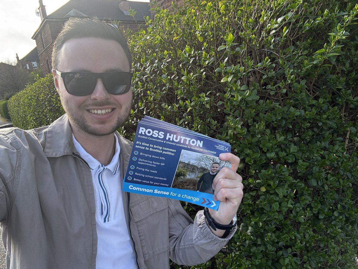 HeartandHutts's tweet photo. Glasgow Southside 🤝 Cathcart and Pollok

Early start this Saturday across the city putting the graft in with @KyleFPark. Doesn’t matter where you are in Glasgow or Scotland, the @ScotTories are the only Party talking about aspiring to create wealth in our communities. 

You know the script on 7 May 🗳️
