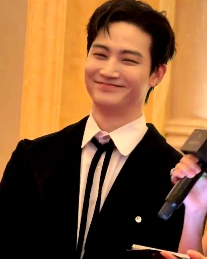 Juniidef˙˙💙🌴😪 tweet media