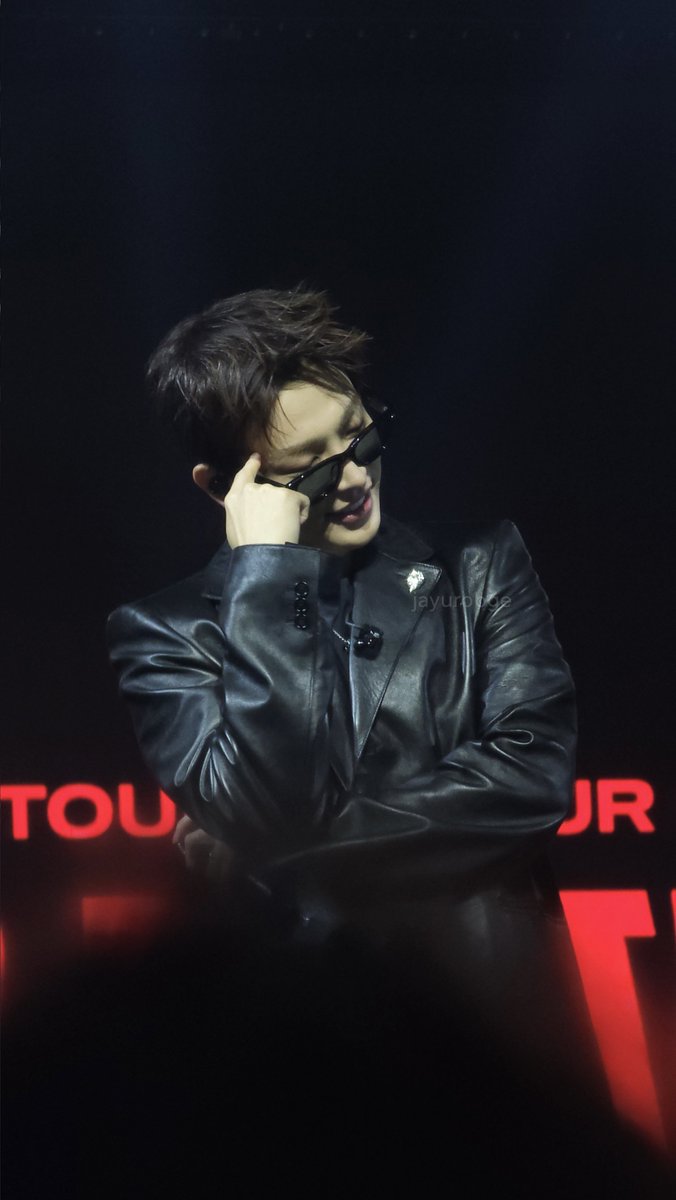 aras ᵕ̈ tweet media