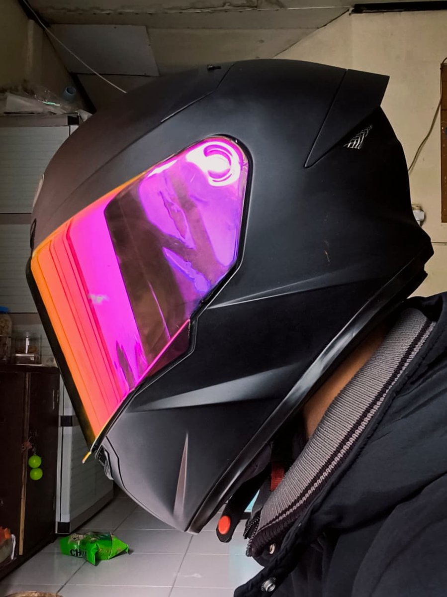 Wonmyon_'s tweet photo. WTS
Helm KYT TT Course size M warna Solid Black Doff . Kondisi mulus, pemakaian normal . Visor udh pake Iridium rainbow, gak bikin gelap saat riding malem .

Open harga 600 nego . Lokasi Srengseng Kembangan Jakbar

Minat chat ke wa  : 085817560841

#zonauangㅤ #wtshelm #fullface https://t.co/ThsRhezIwj