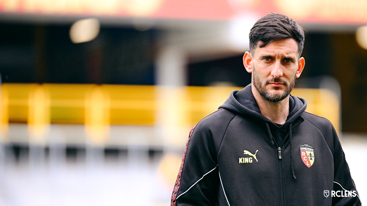 RCLens's tweet image. Les 𝐴𝑟𝑡𝑒́𝑠𝑖𝑒𝑛𝑠 sur leur 𝑡𝑒𝑟𝑟𝑎𝑖𝑛 🏟️

#FiersDEtreLensois #RCLFCR