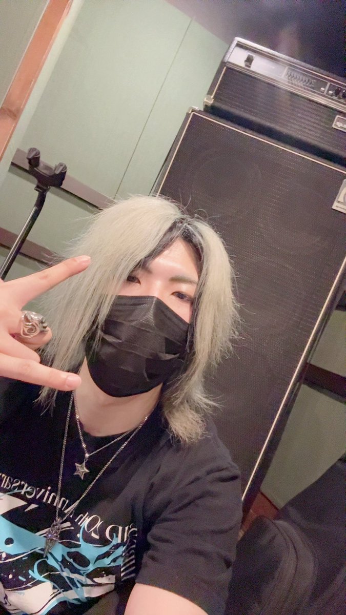 というわけで今日は5/16のリハでした！
年1のメタル花火をぶち上げにいきます👍
ご予約お待ちしてまーす