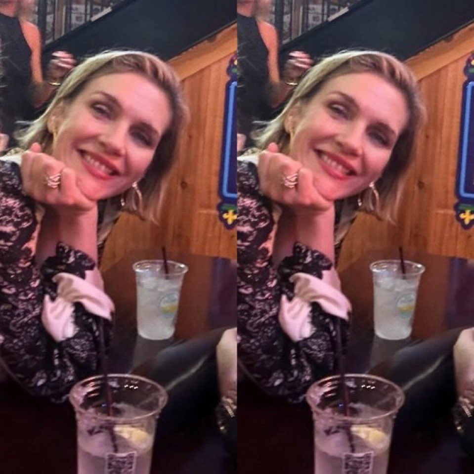 sash✩on the yuribus tweet media