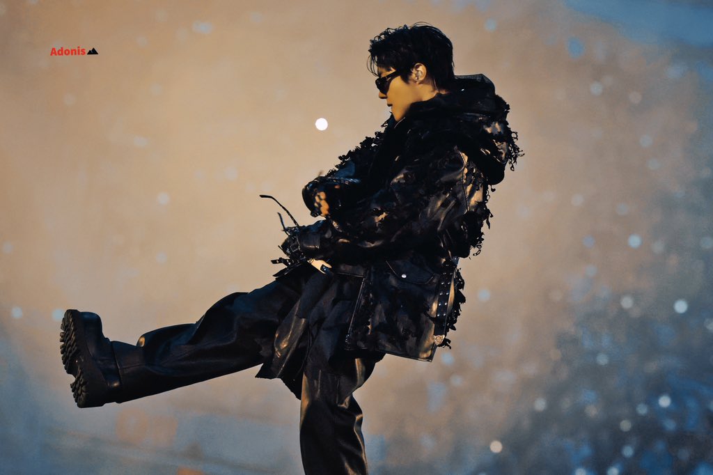 아도니스 Adonis 💫 tweet media