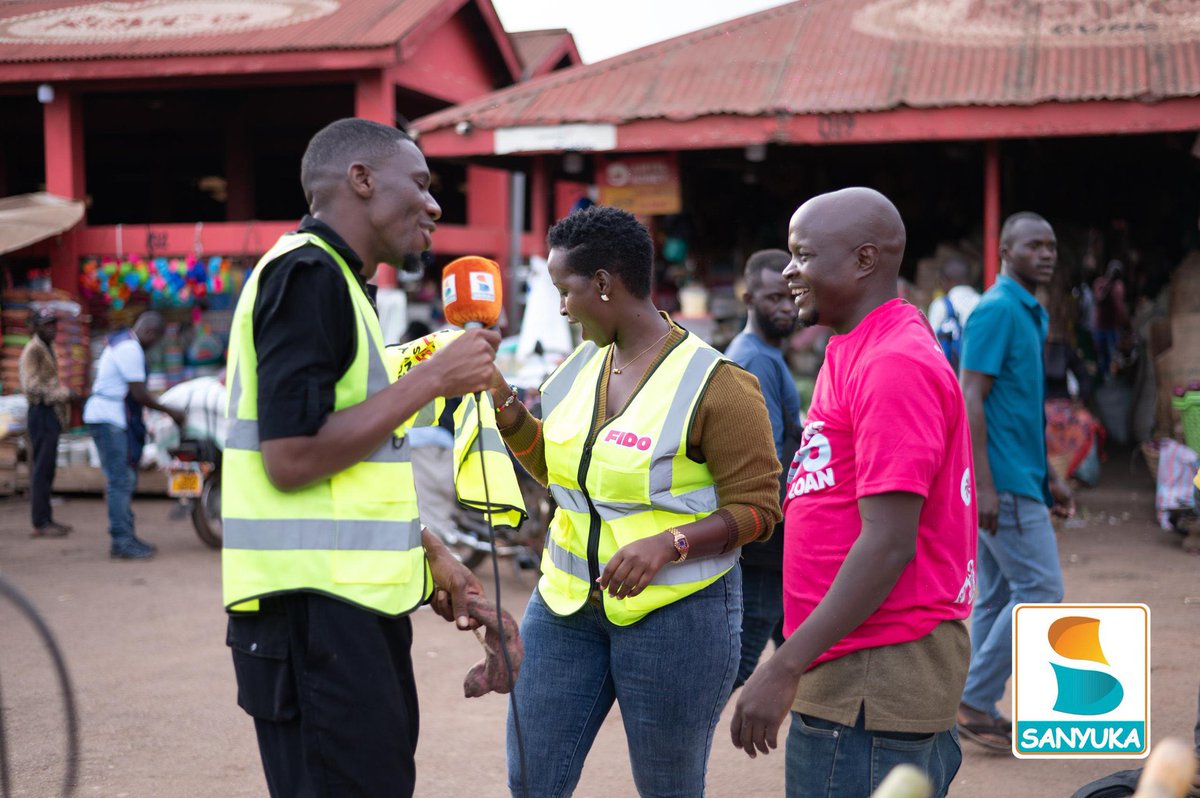 FidoUganda's tweet image. Yesterday, we were ku ground at Kibuye Market, connecting directly with the  hardworking vendors. 

Together with @sanyukatv, we engaged traders on how they can access @thefidocredit  to get quick, convenient #loans to grow their businesses and handle everyday emergencies with