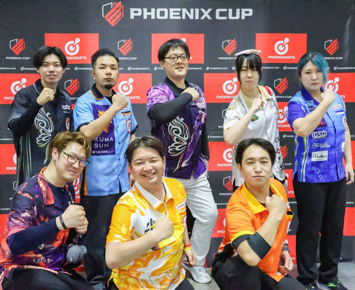 mep_010win's tweet photo. いやもう本当に健康第一で！！試合に出ましょう！！！！
みんな心配してくれてありがとうございました🙏🏻🙏🏻🙏🏻
StepUpDartsの運営陣で写真撮ったの！でもなんで頭にハンカチ乗せてるのかな！？ https://t.co/CiMkOlKsV0