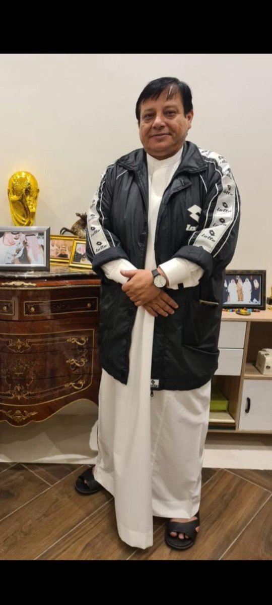 اللهم اجعلهما ووالدي من أهل الجنة . tweet media