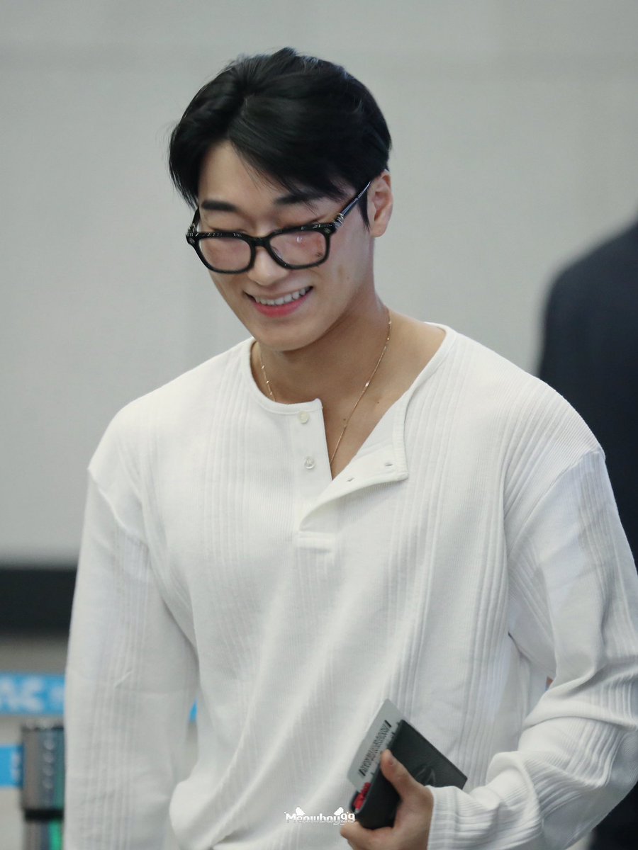 화산대폭발.zip tweet media