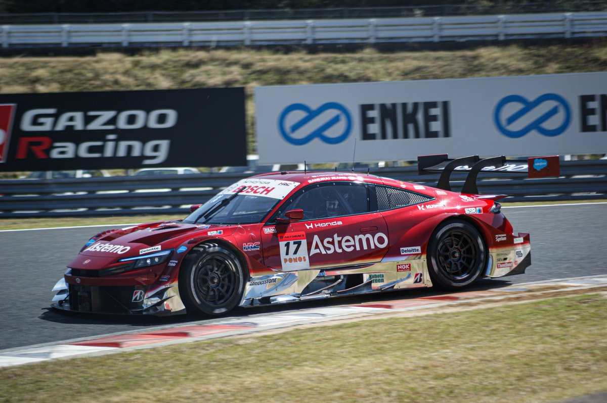 mashiro_REAL17's tweet image. #17 Astemo REAL RACING
塚越広大/野村勇斗

太陽光に当たると輝いて美しいAstemoのメタリックレッド！予選は2列目！
明日が楽しみでしかない！
#AstemoREALRACING #RR20 
#SUPERGT photo by mashiro📸