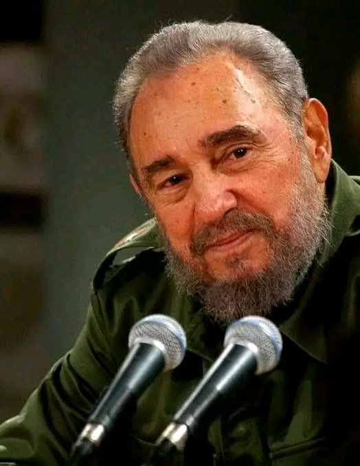Nos corresponde mantener una actitud ejemplar ante la preparación, disposición combativa y para la defensa.
# CubaEstáFirme