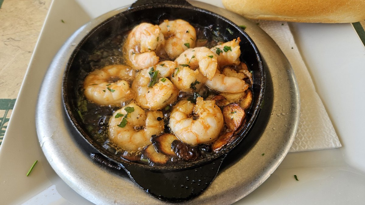 wernepro tweet media