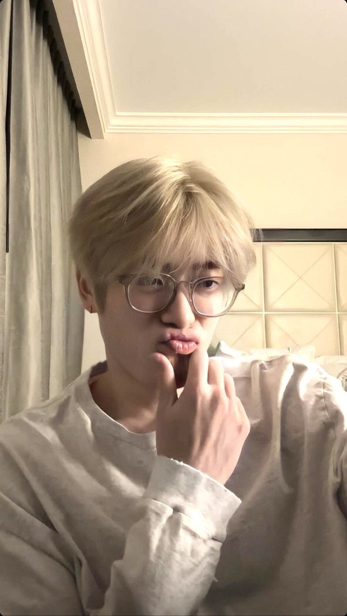 몬재재 tweet media