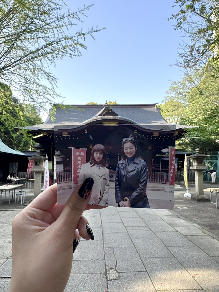 あやは tweet media