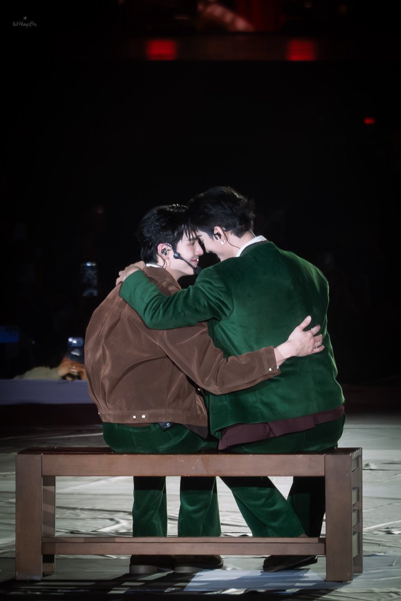 ℓ. 𝙂𝙄𝙁𝙏 ⸝⸝ ** tweet media