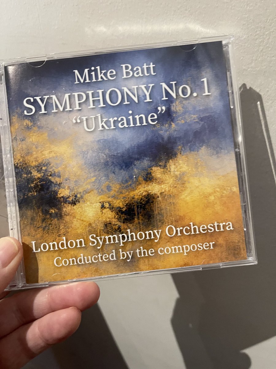 Mike Batt tweet media