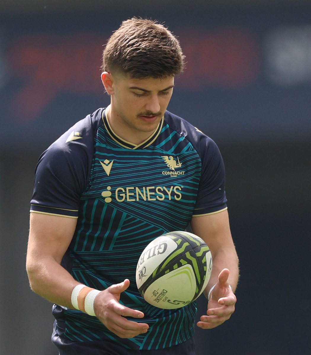 connachtrugby's tweet photo. 15mins to kick off π
Live on Premier Sports 1 πΊ
#MHRvCON | πΈ @INPHOjames https://t.co/MCk52YMQ6W