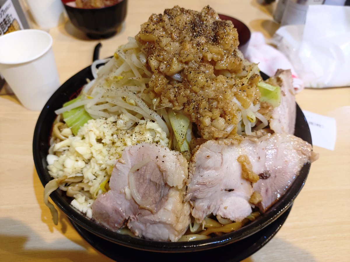 ますのすし tweet media