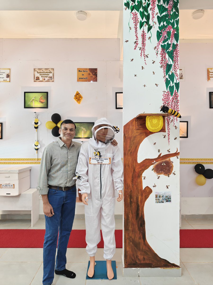 beemanindia1's tweet image. Crafted, designed and delivered a bee museum to #KSNUAHS Shivamogga, My first Museum project. 
#beesbringlife #creativespaces #beemuseum #beehoo #rebuilding #museums #artisan #workwithlove
