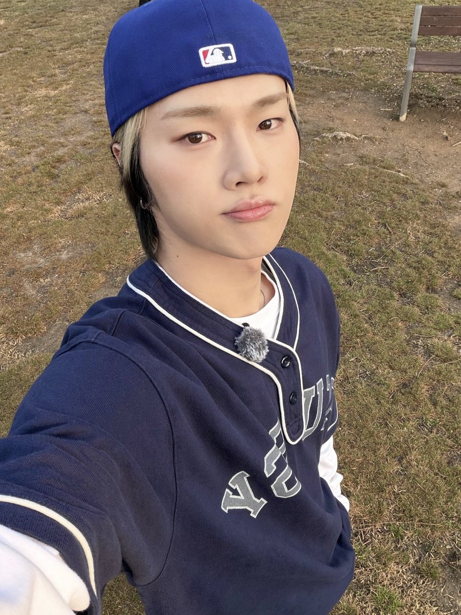 Xdinary Heroes tweet media