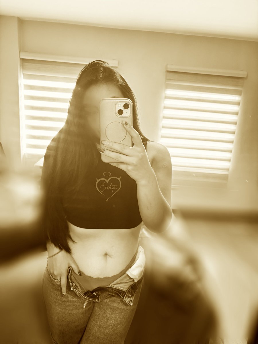 Erika&Javi tweet media