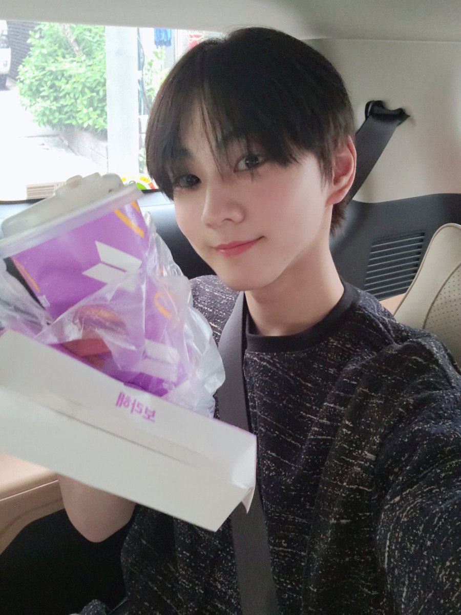 qilaa ʚɞ jaypril tweet media