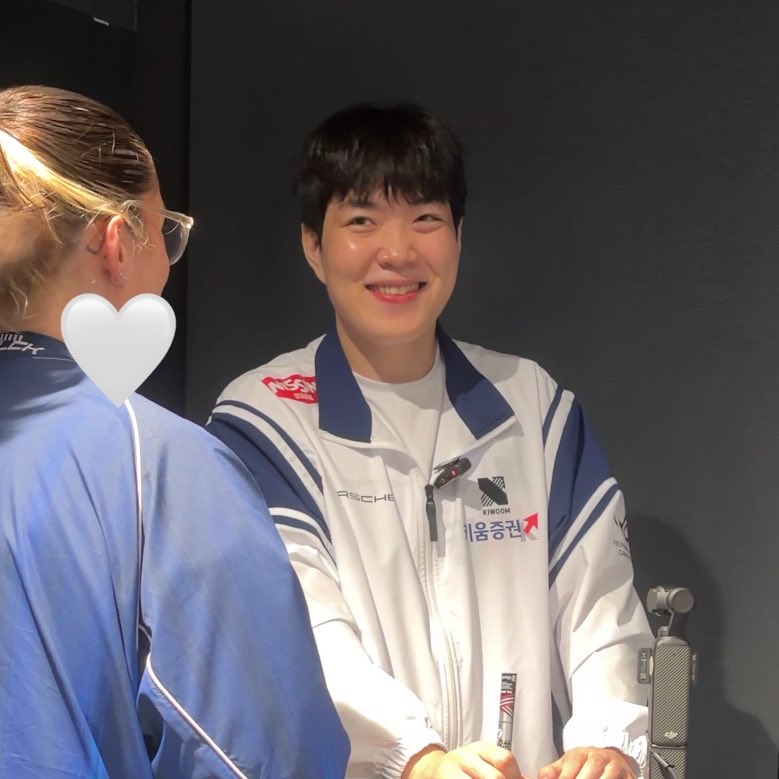 lau ☁️ tweet media