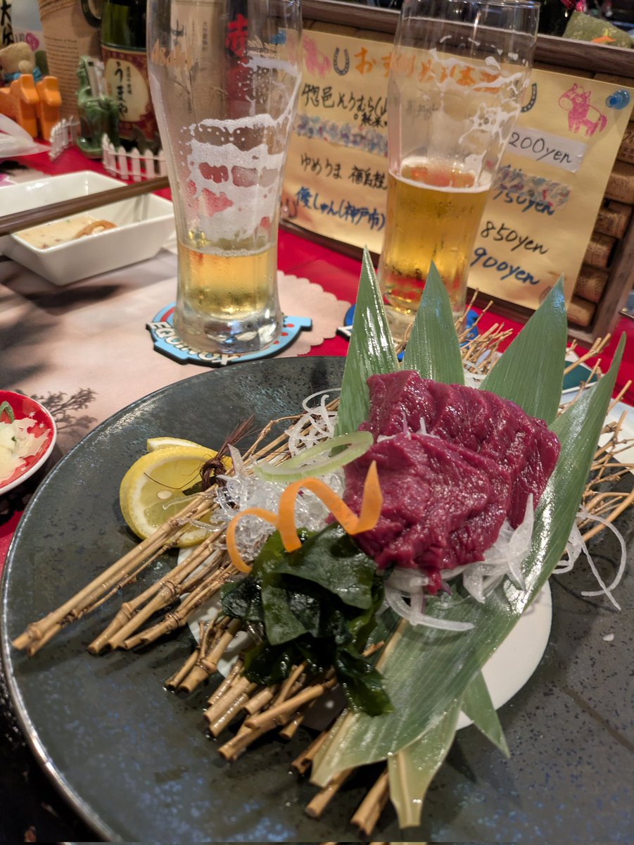 唄マル tweet media