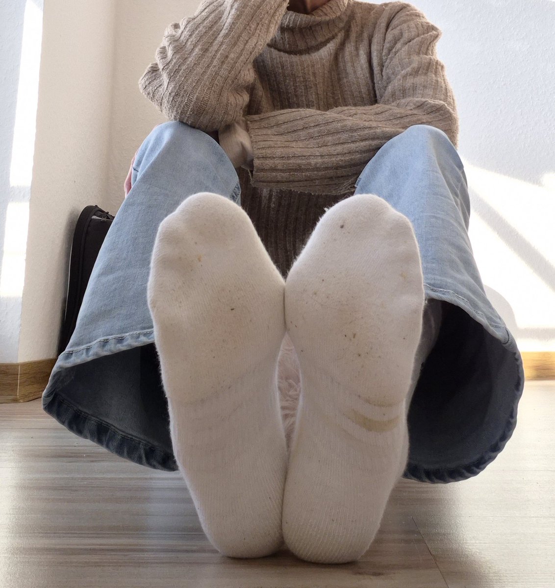 socks_dreams's tweet image. Yummy😋

#socks #smellysocks #wornsocks #feetcontent