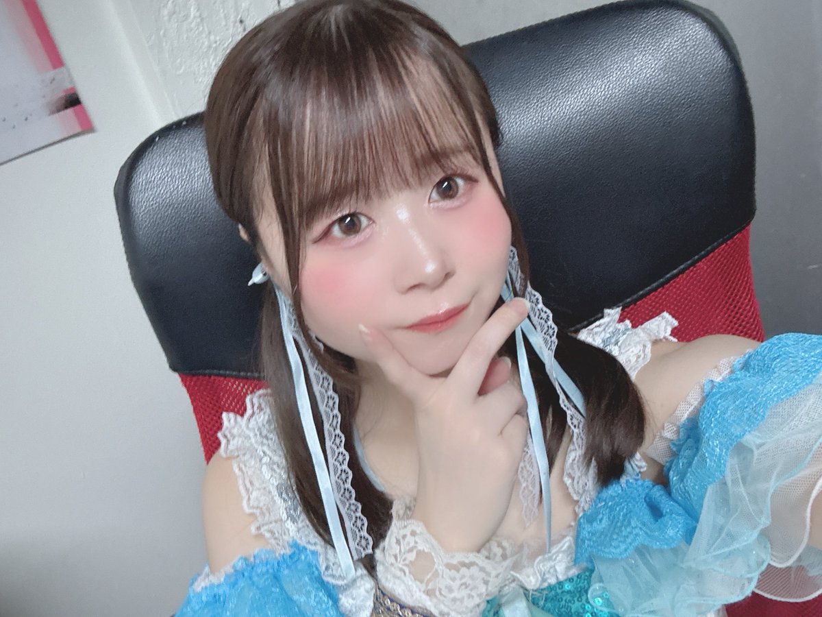 SUB Tokyoさんにてライブありがとうございました！
配信見てくれた方もありがとう！
新しくなってから初めてだったけどもう結構前に変わってたみたいで。。笑
水色ふりふりありがとうございました🩵
次は30日です🎤