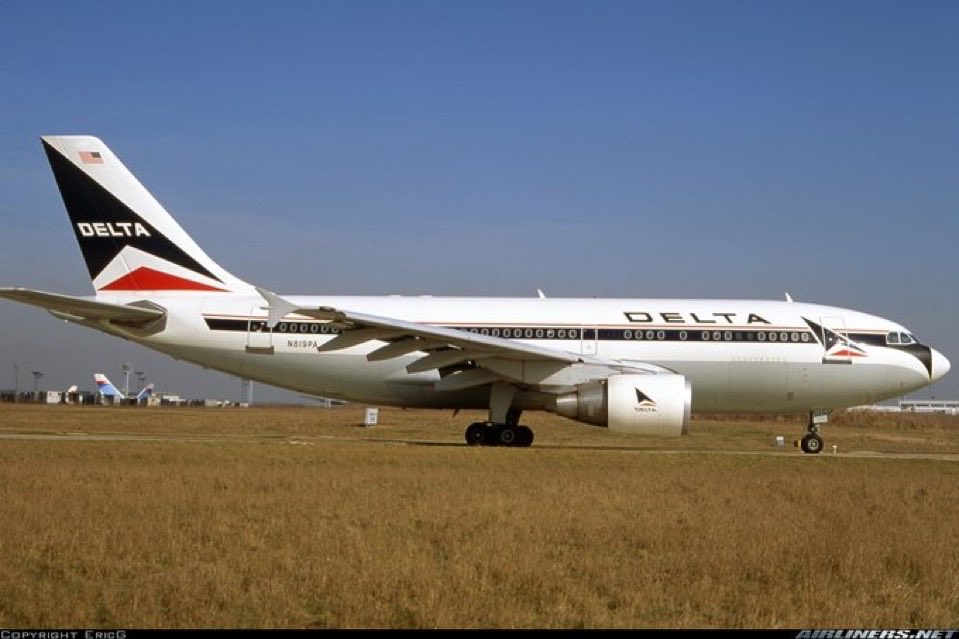 n194at's tweet image. Delta Air Lines 
Airbus 310-324 N819PA
ORY/LFPO Orly Airport Paris 
November 30, 1991
Photo credit EricG
#AvGeek #Aviation #Airline #AvGeeks #Airbus #A310 #Delta #ORY #Paris @Delta 🇺🇸