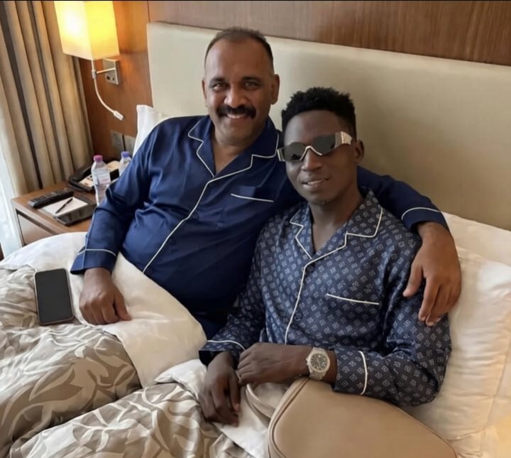 ivymuthe's tweet image. Chuka Kenyan Prince Sparks Reactions After Sharing Photo In Bed With His Forex Mentor, Leaves people Wondering