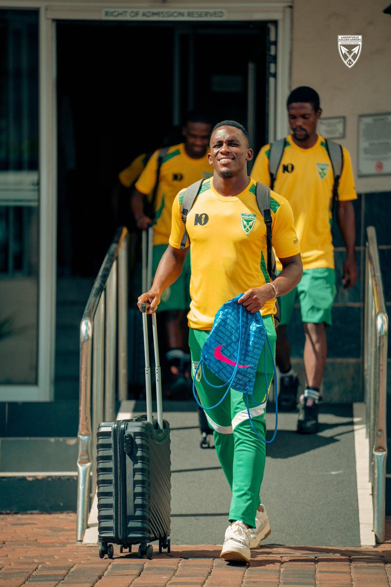 goldenarrowsfc1's tweet image. 🔜 King Zwelithini stadium 

#10betgoldenarrows #sthendeway #greenandgold