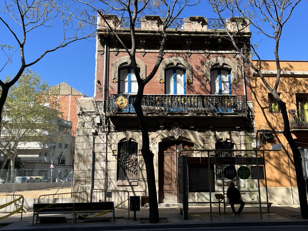 Barriades de Provençals tweet media