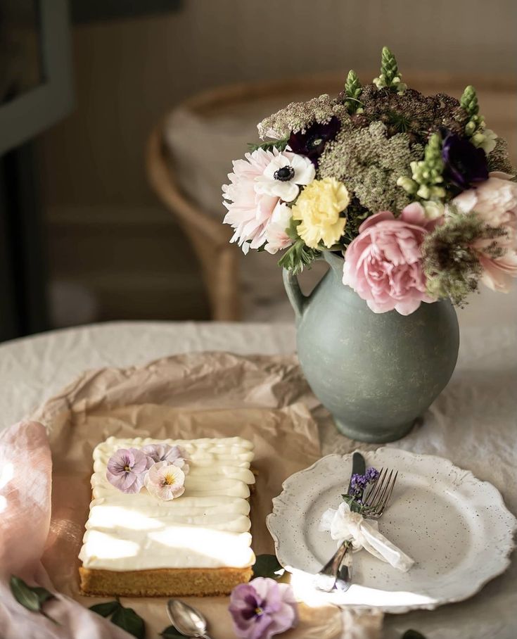 ¡Buenos días, mundo! Que tengan un excelente fin de semana; mucho ánimo ❤️🍀🌈