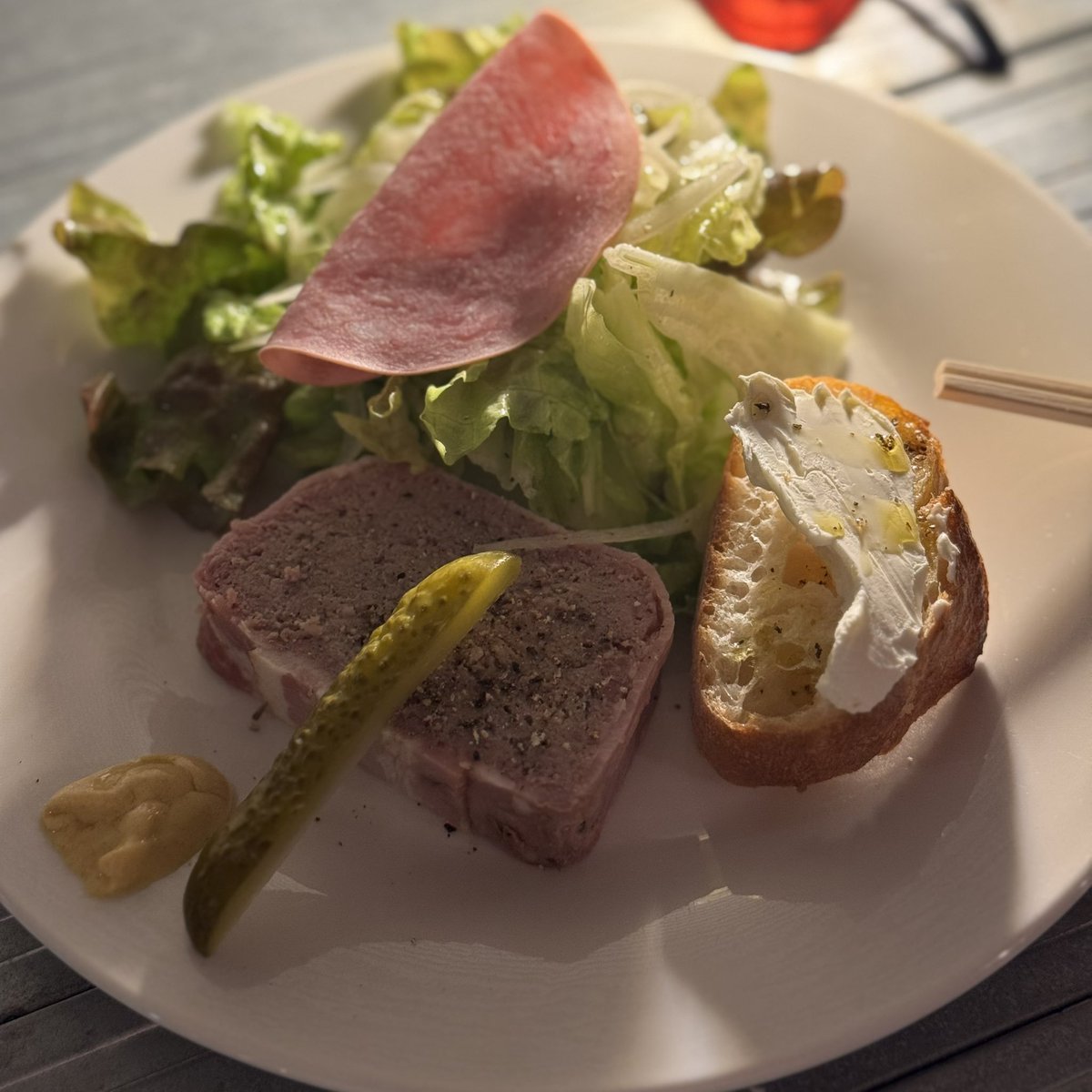 a man with 高尿酸血症, aka Hyperuricemian tweet media